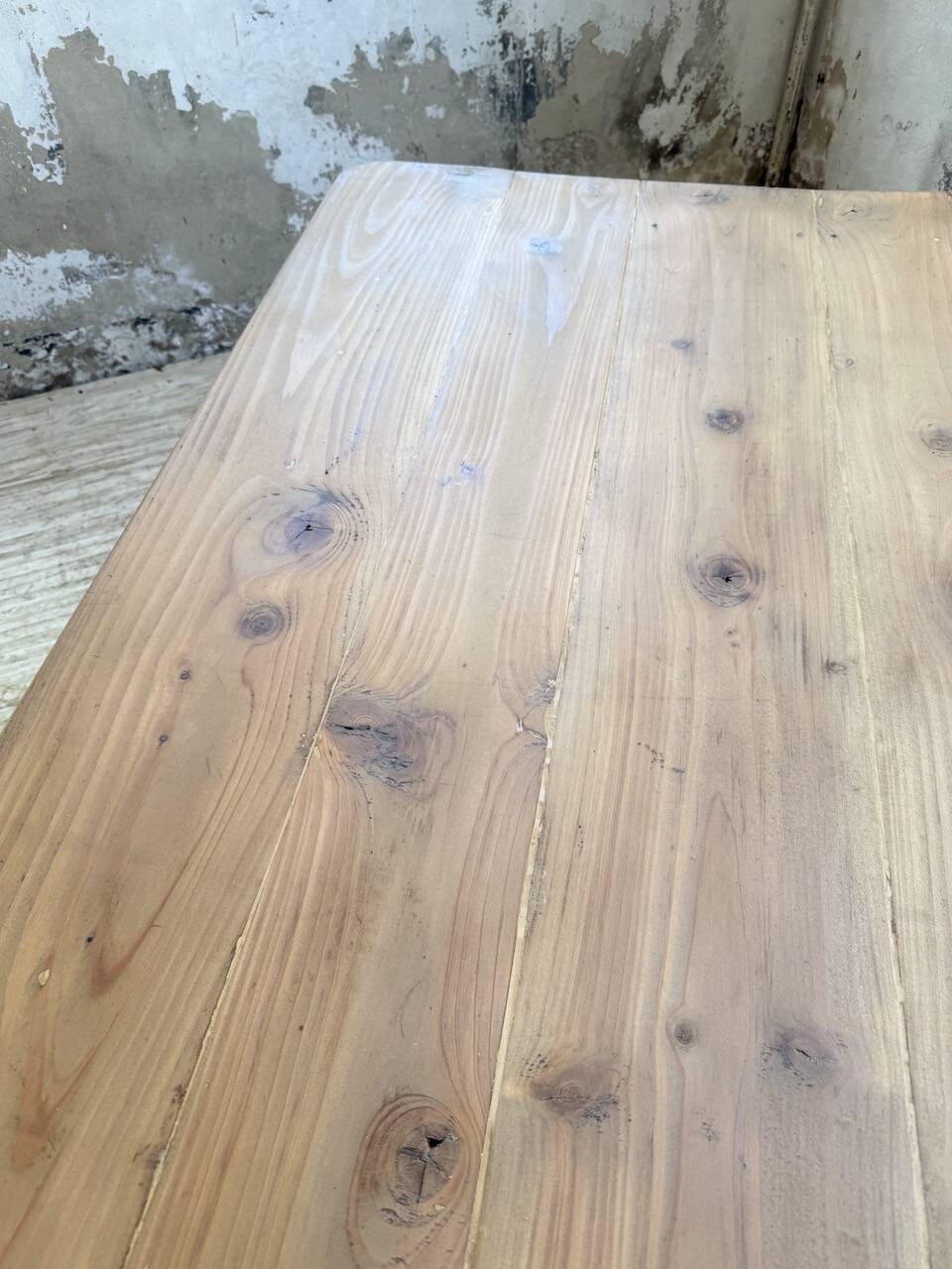 Beech and pine farmhouse table with spindle legs 170 cm