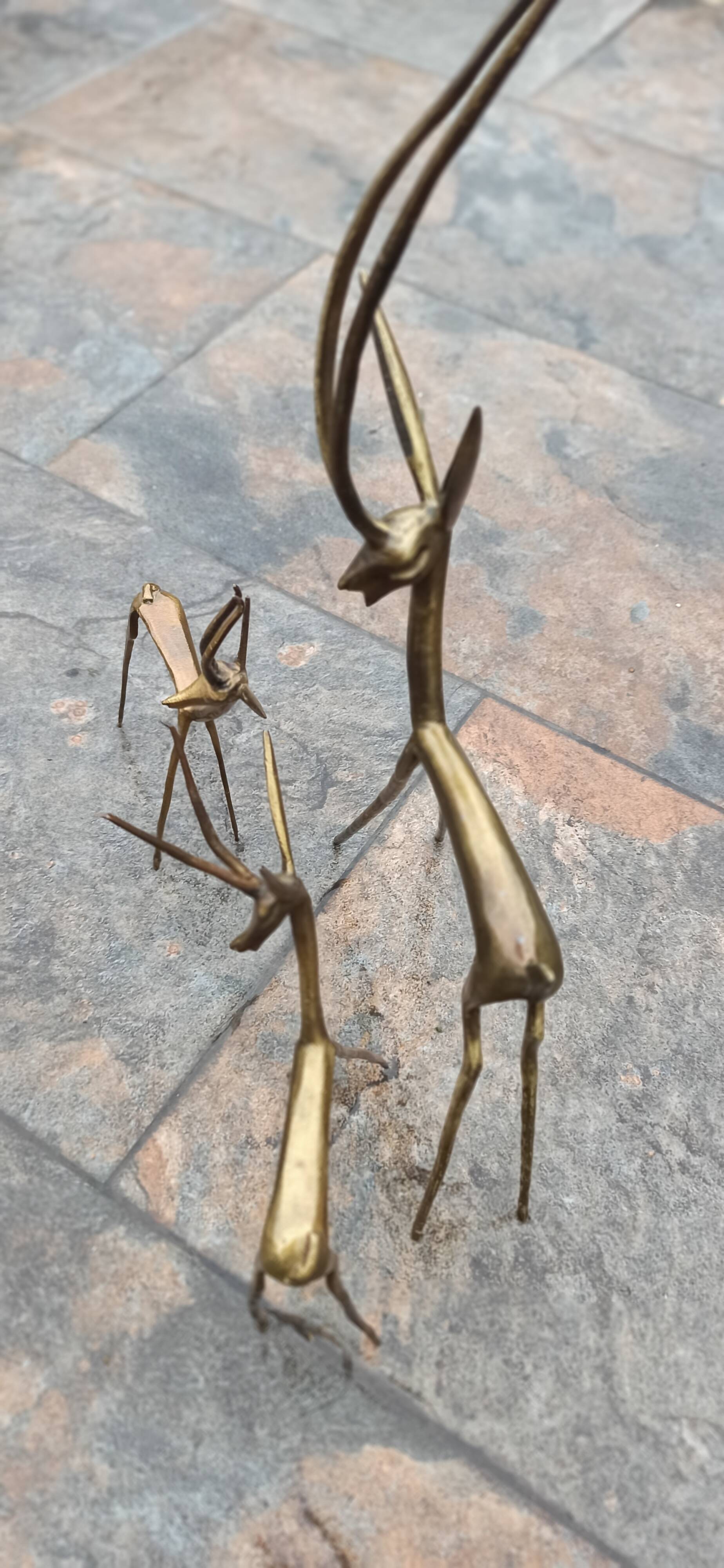 Trio d'antilopes en laiton