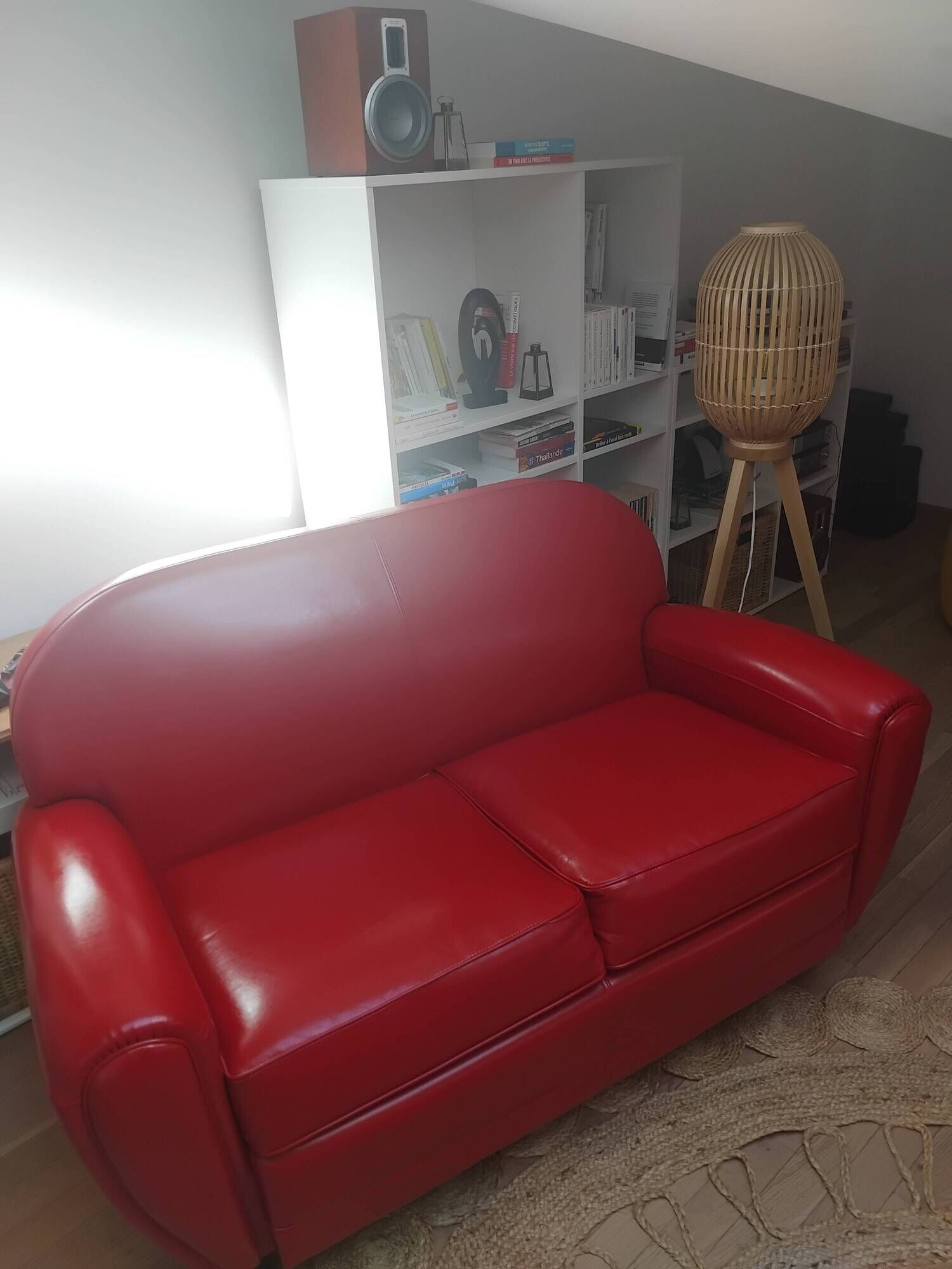 Red 2-seater Club Sofa in coated leather – Maison Pavane