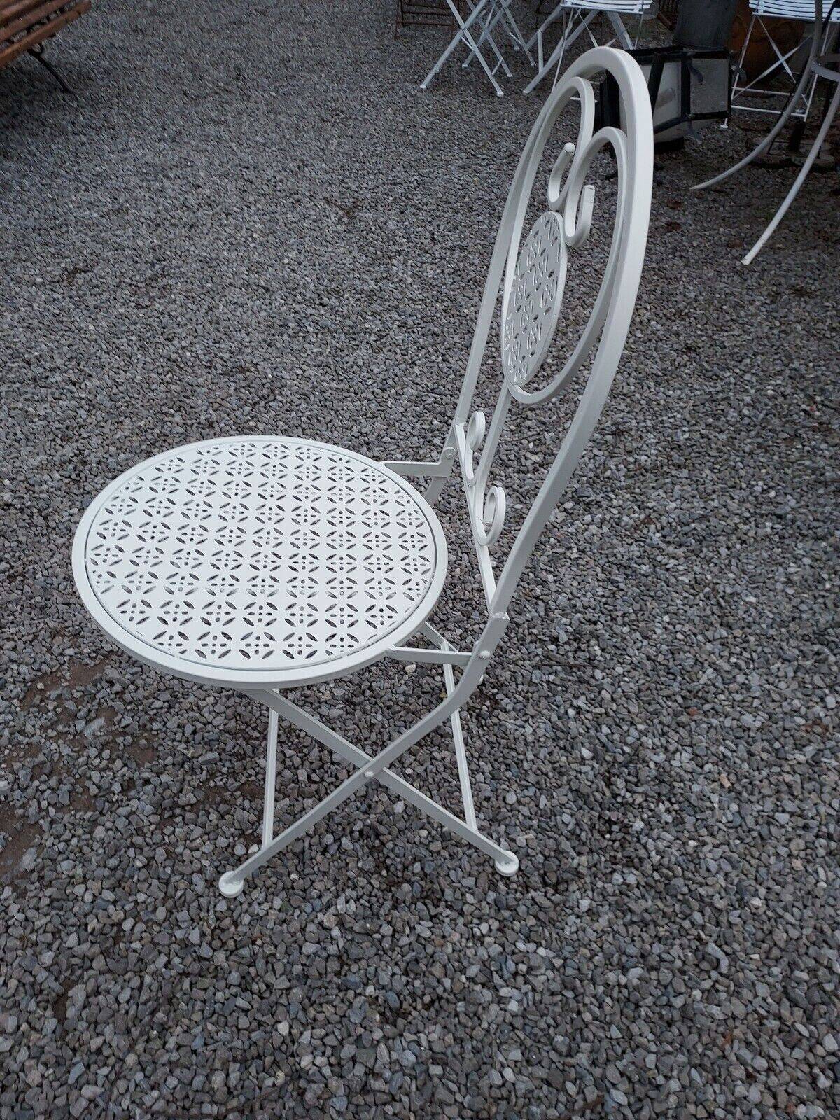 folding garden furniture in white patinated iron