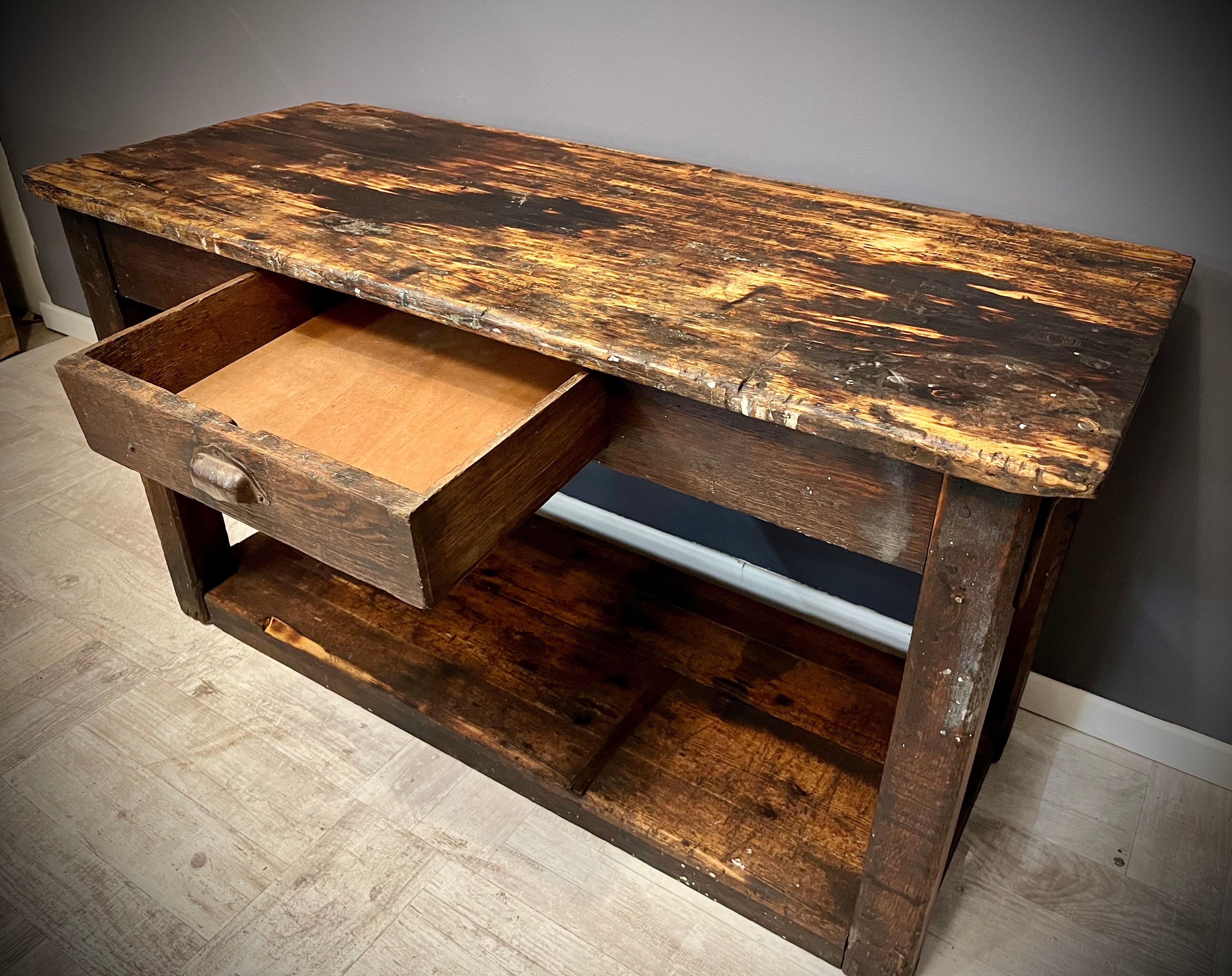 Table old zinc roofer