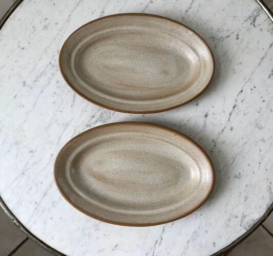 Duo de plats ovales en grès années 70