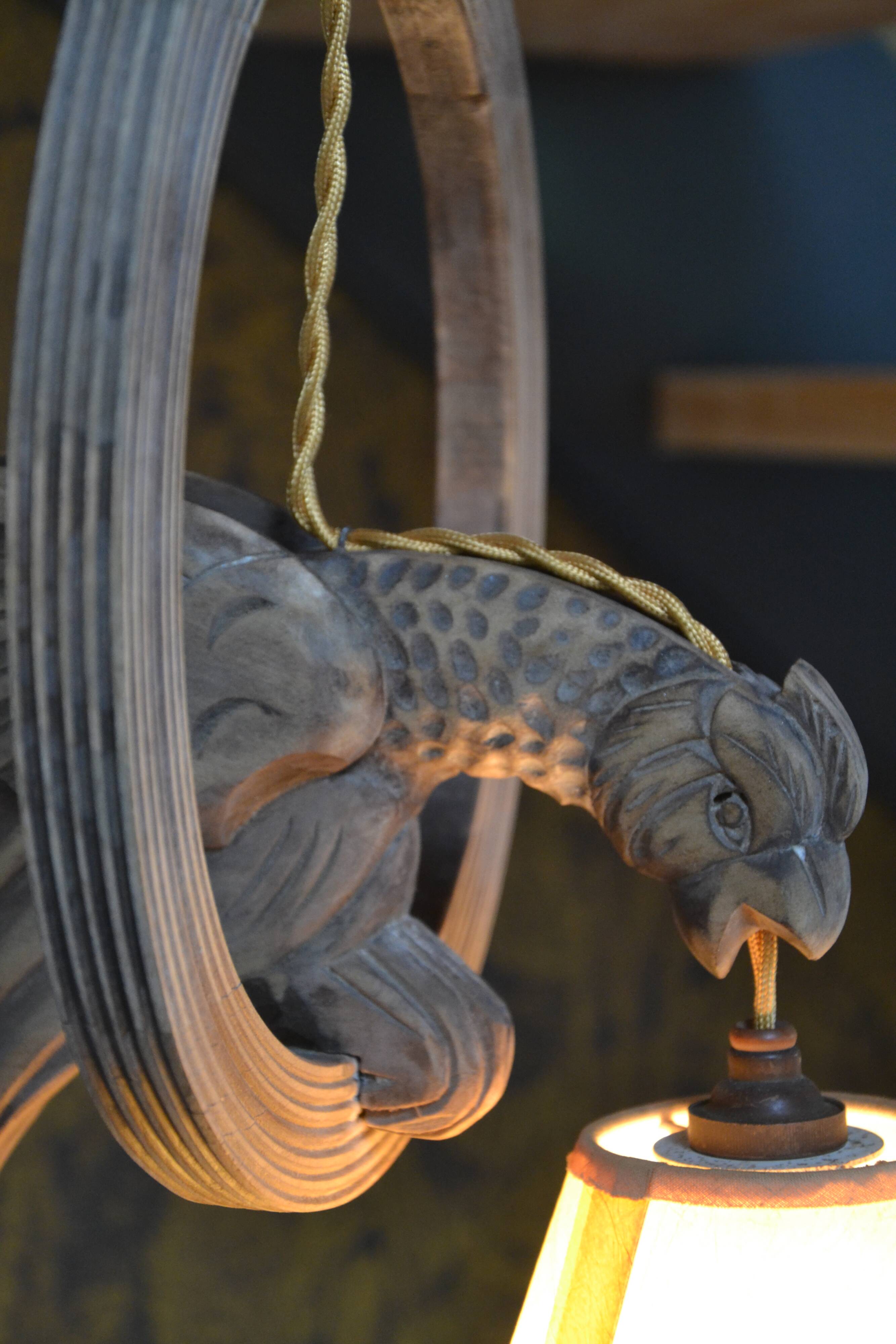 Suspension en bois "oiseau" de la Forêt Noire