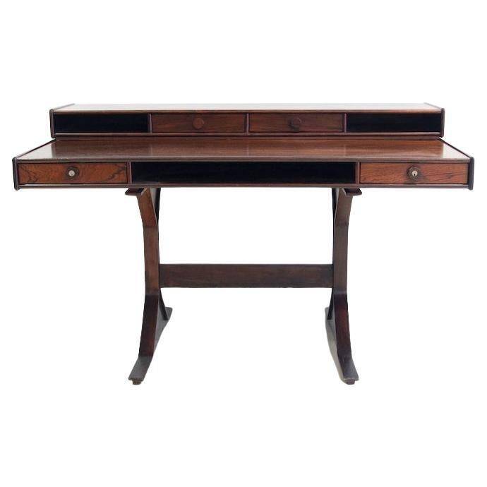Modern mid-century wooden desk by Gianfranco Frattini for Bernini