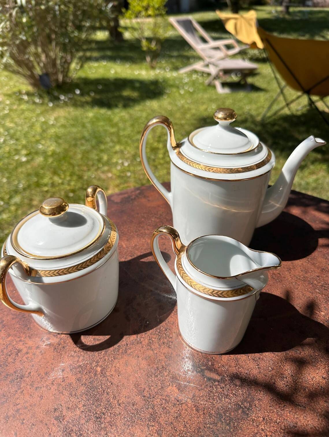 teapot, sugar bowl, cream jug, porcelain from Sologne, Larchevêque