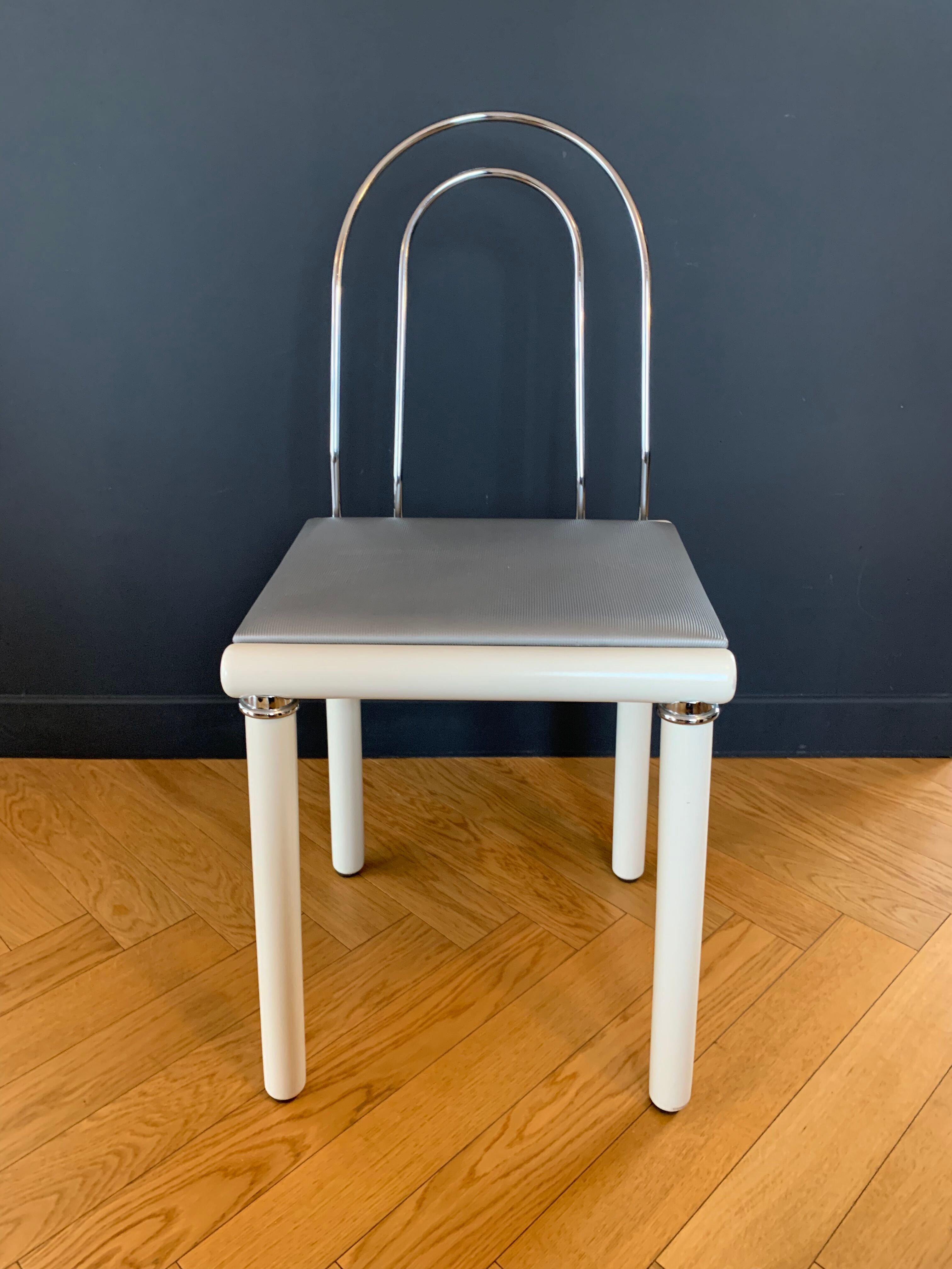 Vintage Italian post-modernist chairs 1980