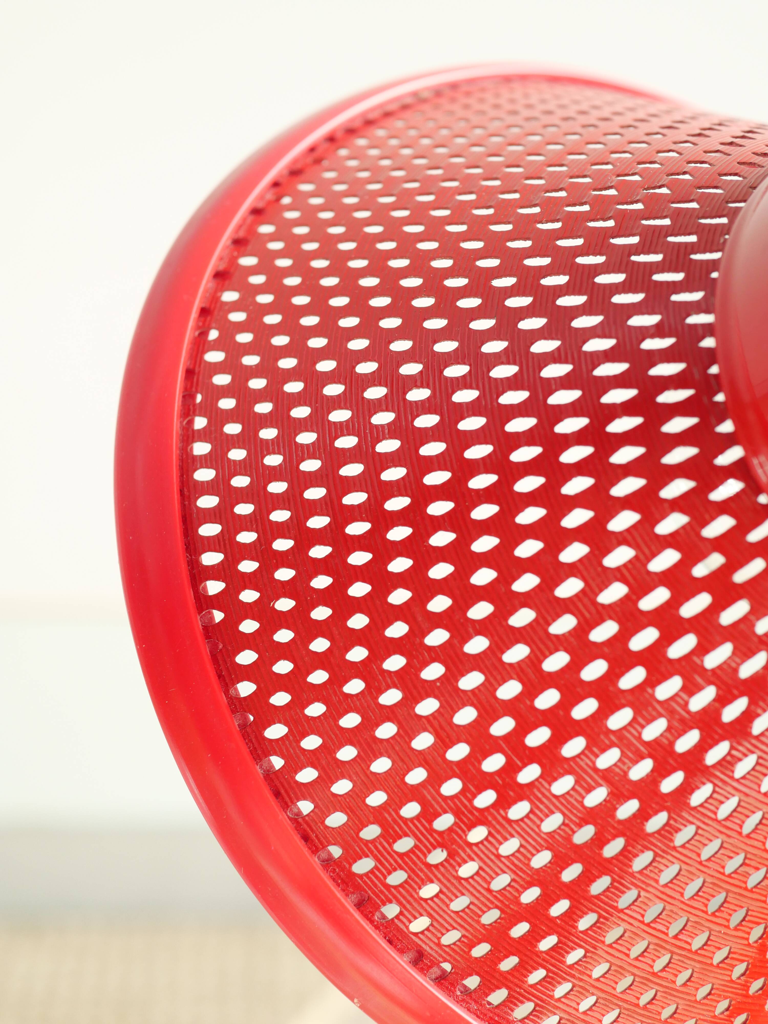 Lampe de bureau laquée rouge - Massive Belgique