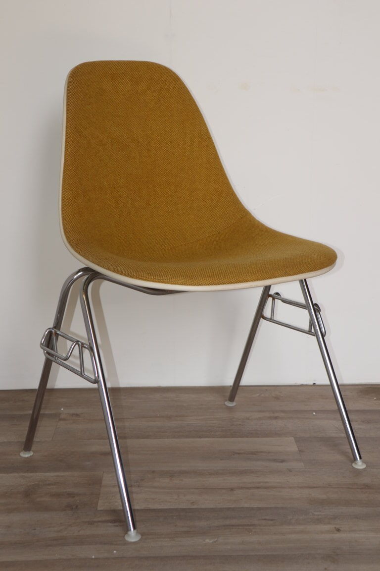 Chair model "DSS" by Charles and Ray Eames Herman Miller edition, 1960