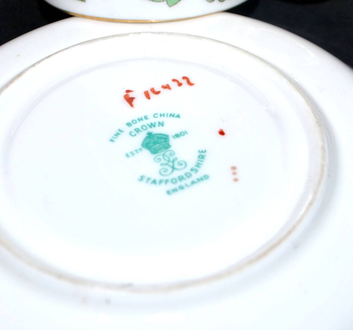 Old STAFFORDSHIRE English porcelain coffee cup litron ivy decor