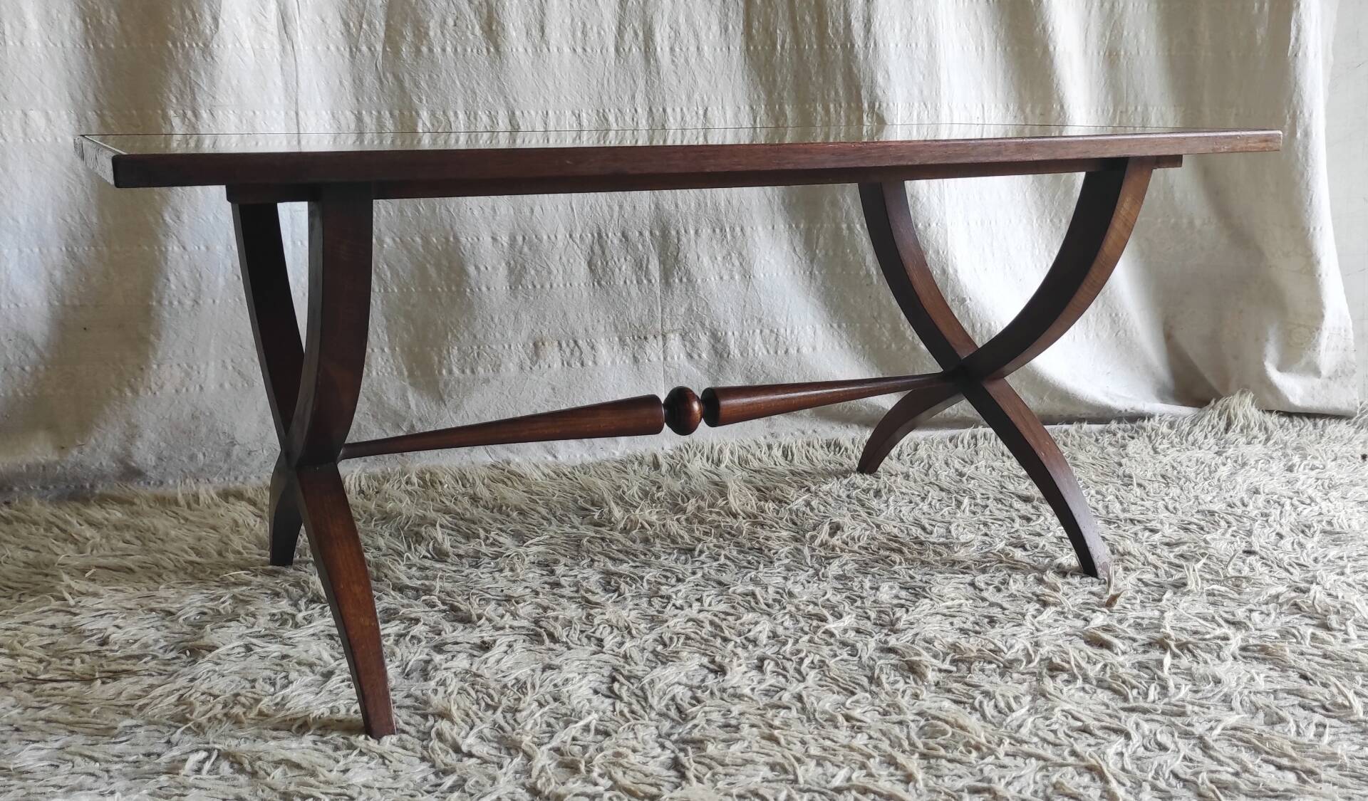 Table basse en bois massif style anglais - mid. XXeme