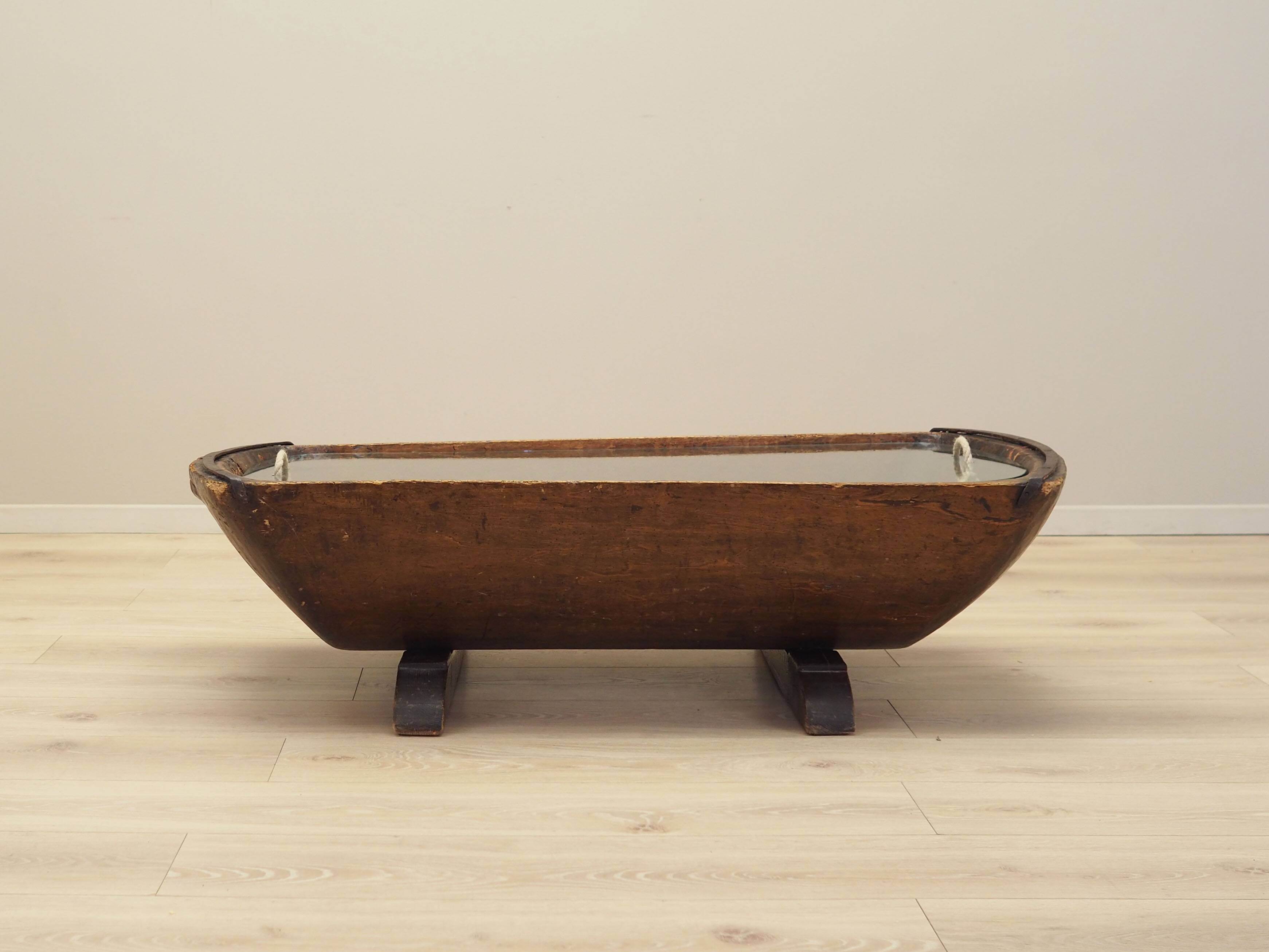 Pine coffee table, Italian design, 1960s, production: Italy