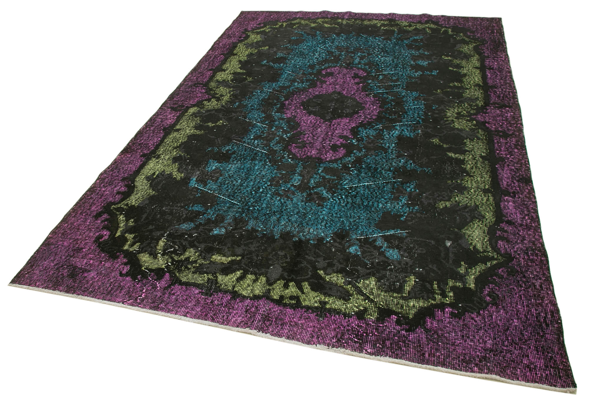 Handmade distressed oriental 1980s 188 cm x 295 cm purple rug