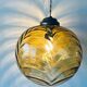 Suspension boule en verre ambré