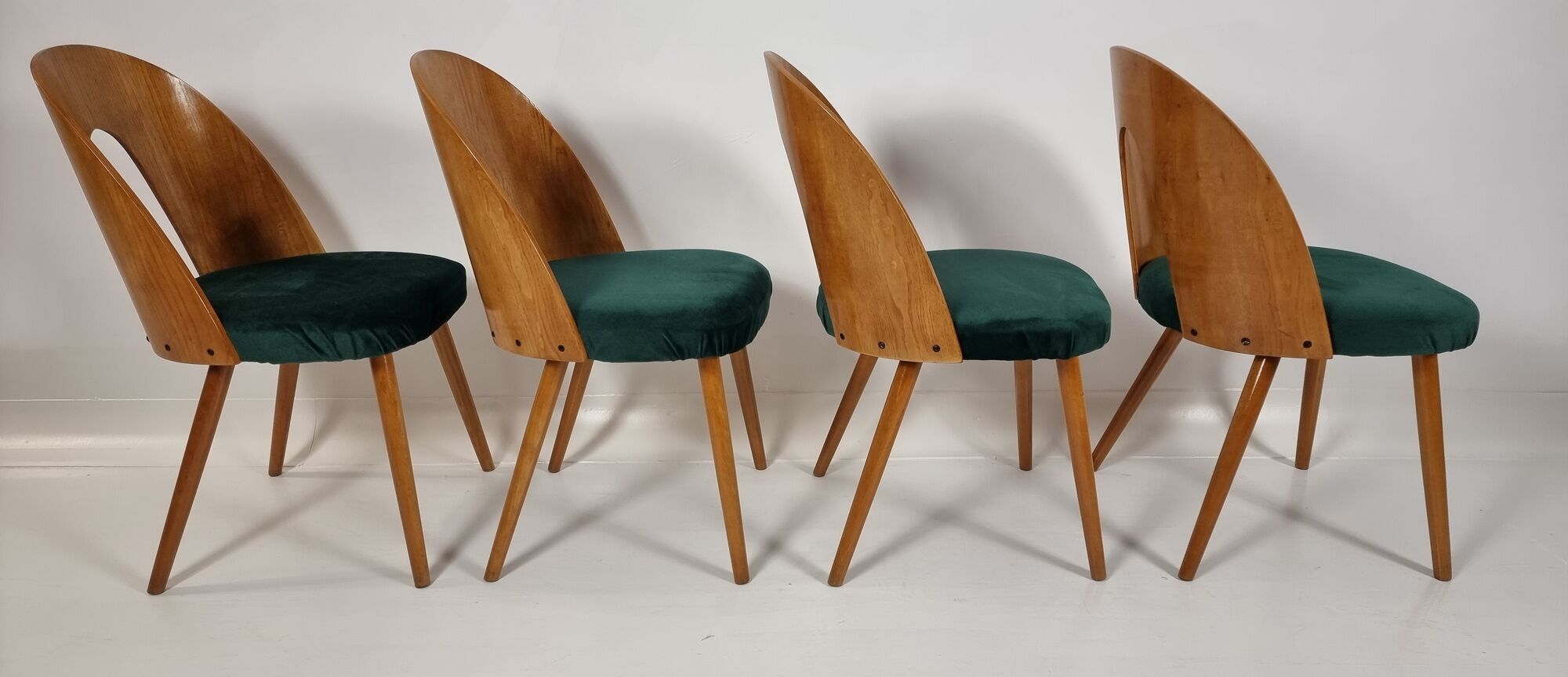 Dining Chairs by Antonín Šuman for Tatra, 1960s, Set of 4