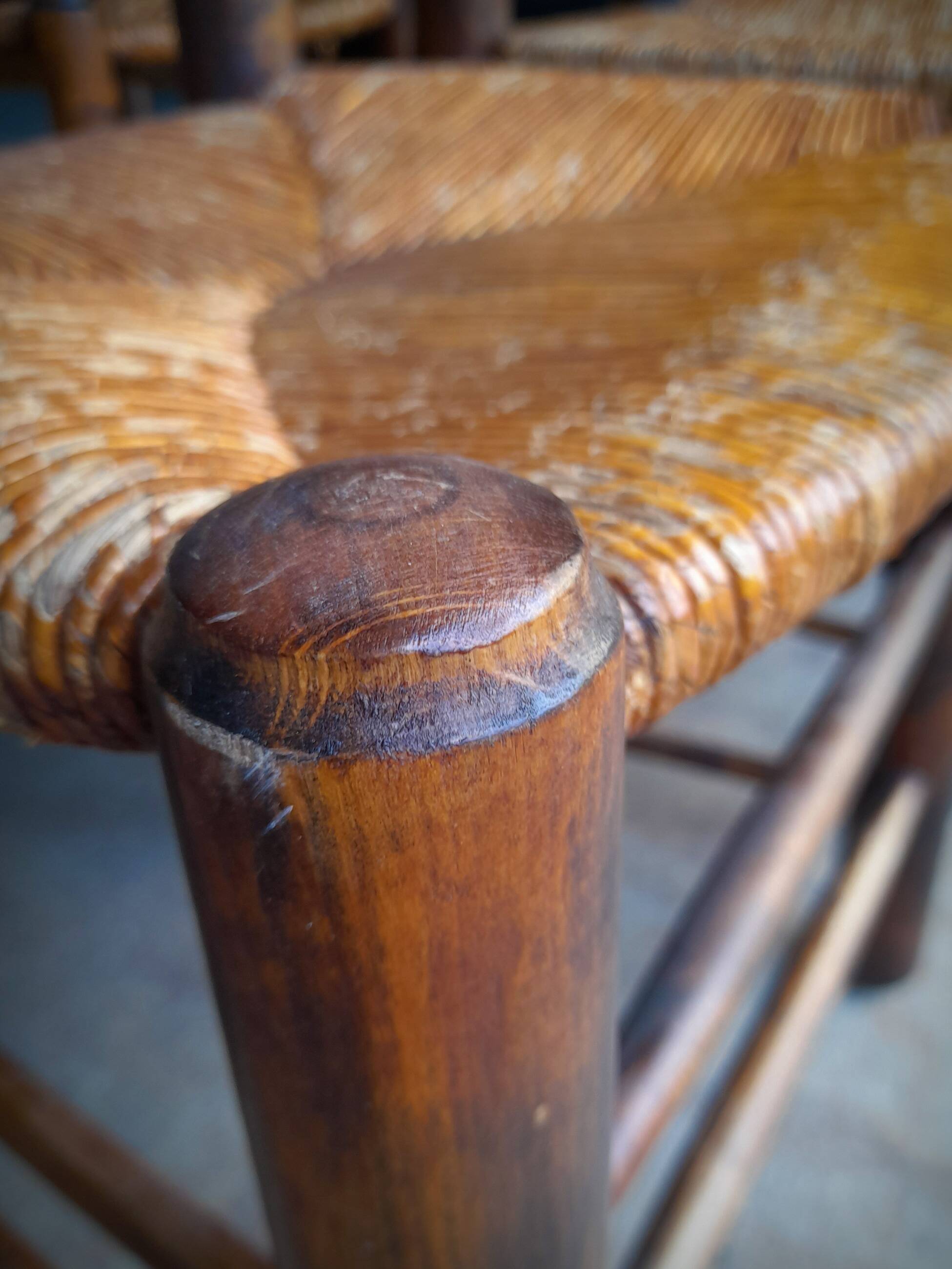 Set of 4 straw-covered brutalist chairs by George Robert