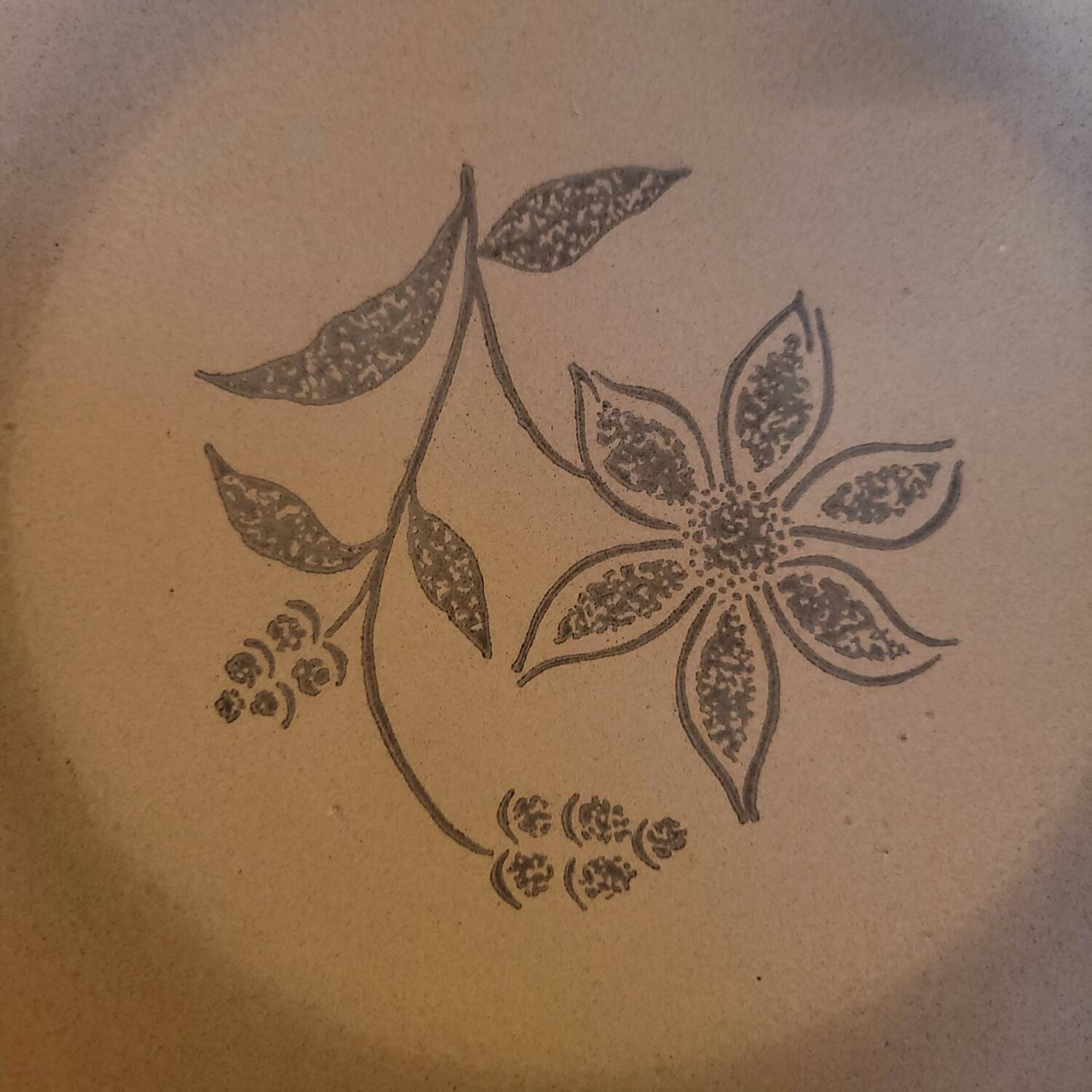 Stoneware salad bowl with floral decoration. 1970s