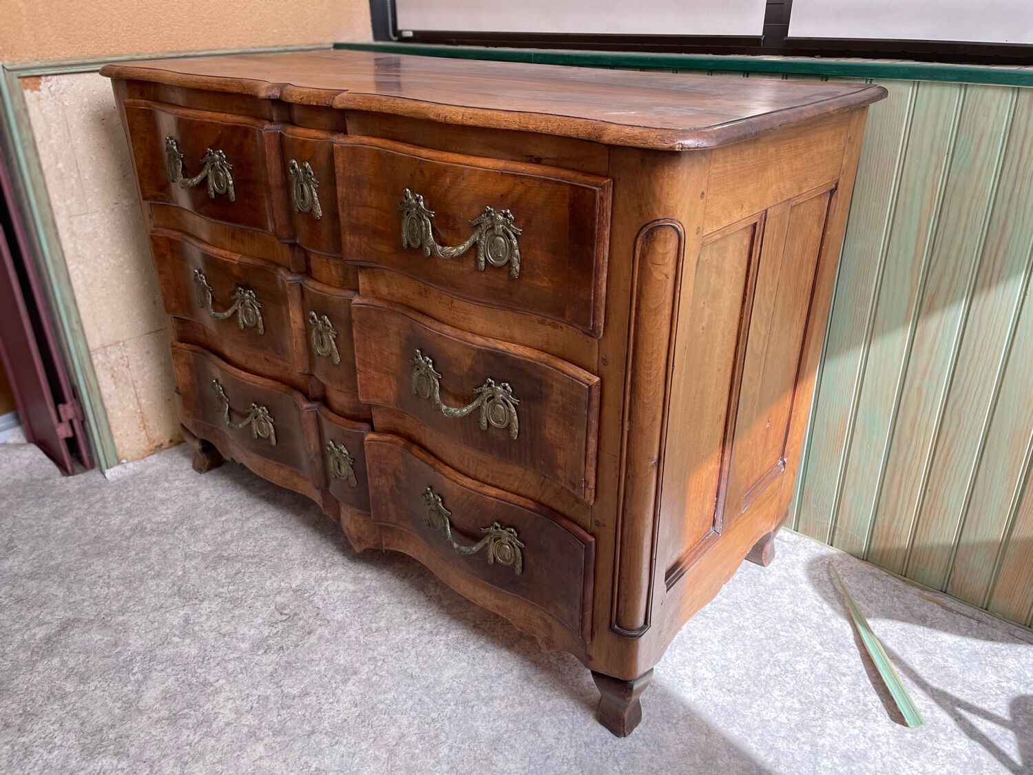 Louis XIV style crossbow chest of drawers