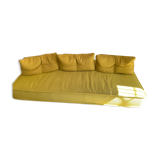 Sofa Getaway