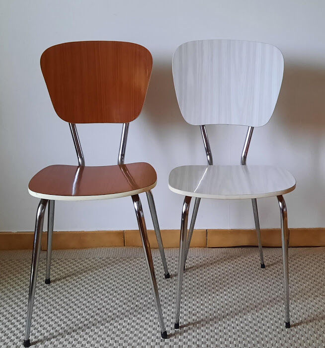 Lot of formica chairs
