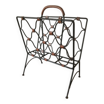 magazine rack