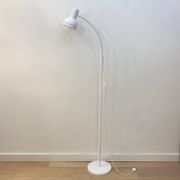 Lampadaire vintage en métal blanc