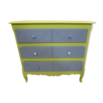 Louis XV style chest of drawers in oak