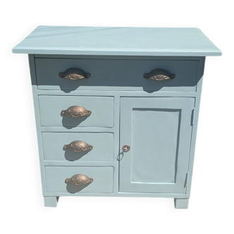 Small storage unit