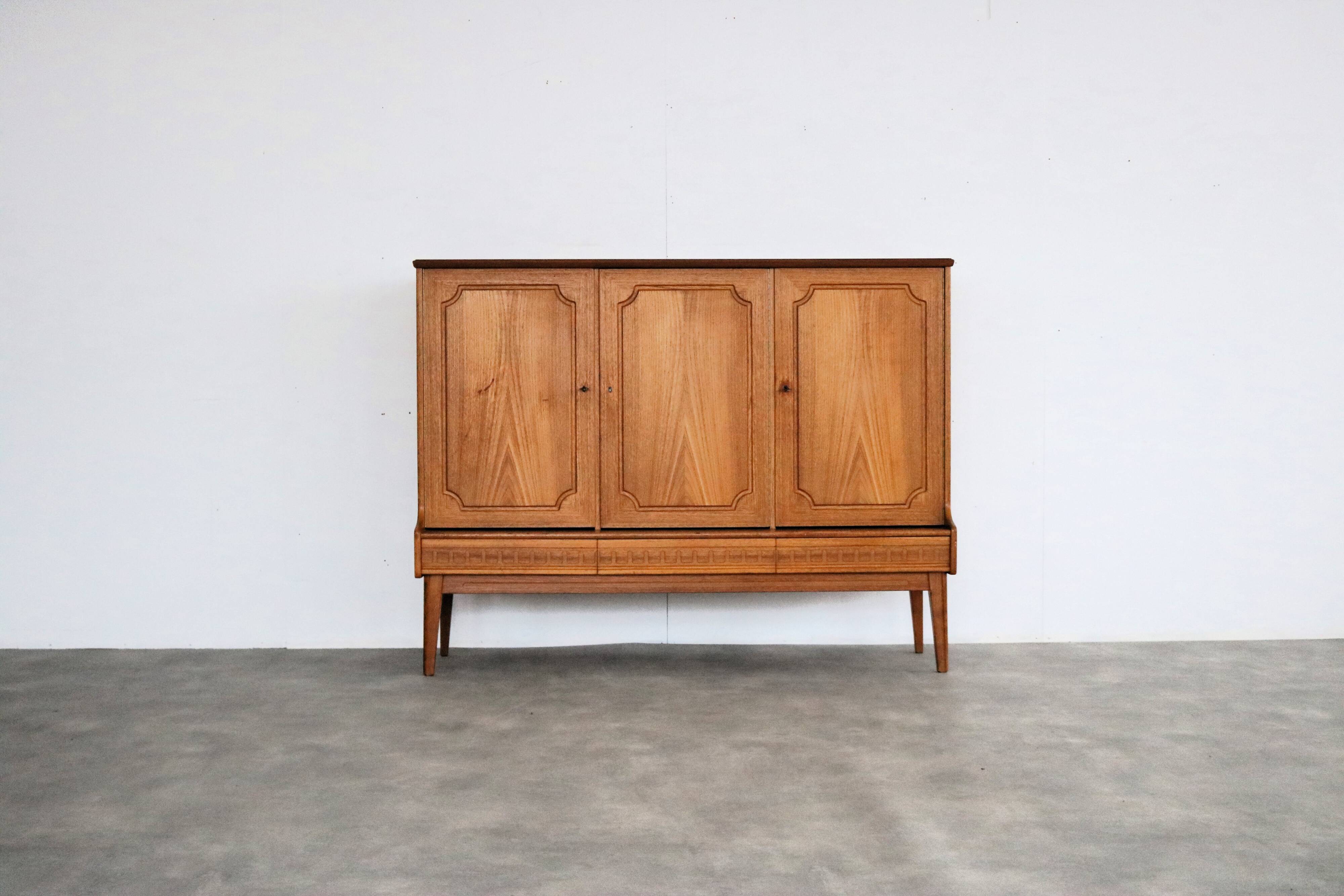 vintage highboard | wall cupboard | 60s | Sweden