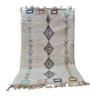 Handmade wool Berber rug 250x150 cm