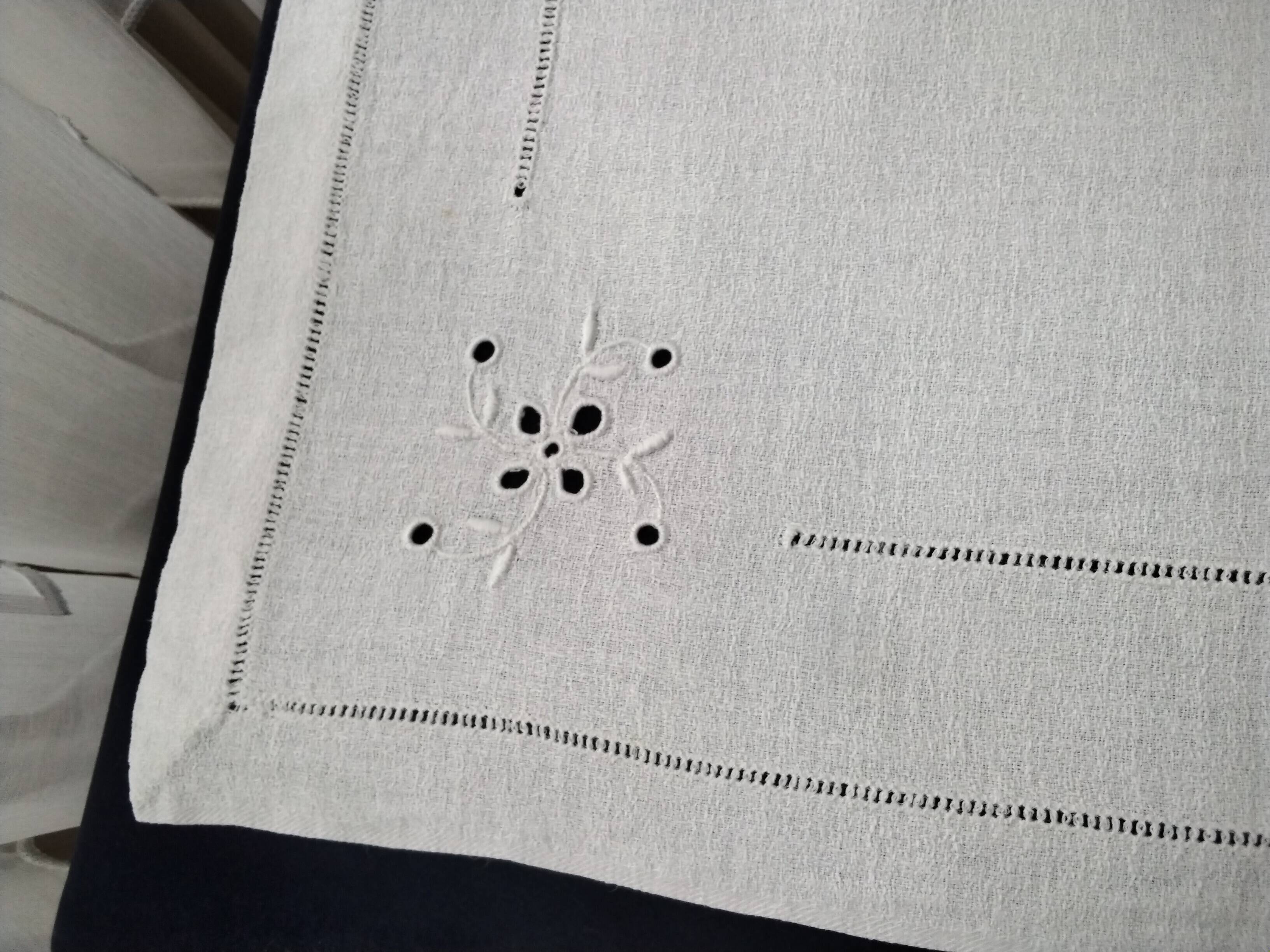 6 White damask linen napkins Monogram RD Embroidery and openwork