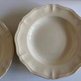 Set of 4 ivory Sarreguemines plates with gadroons