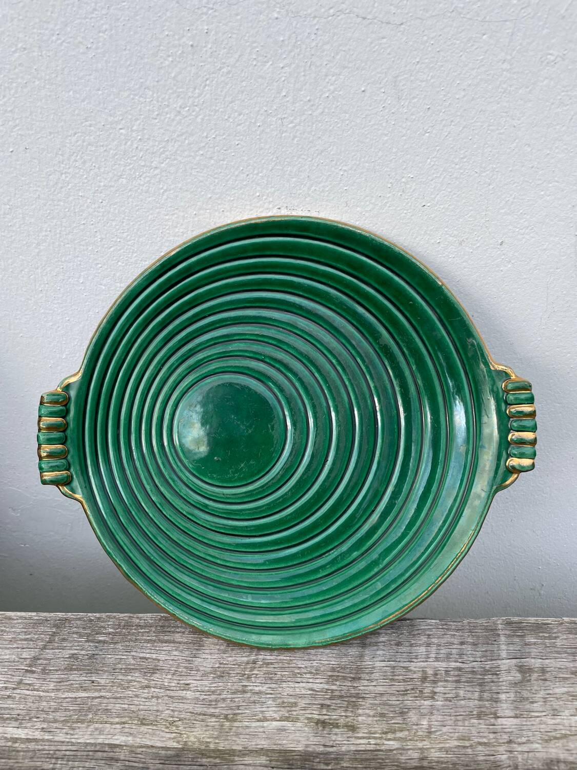 Round art deco green ceramic dish