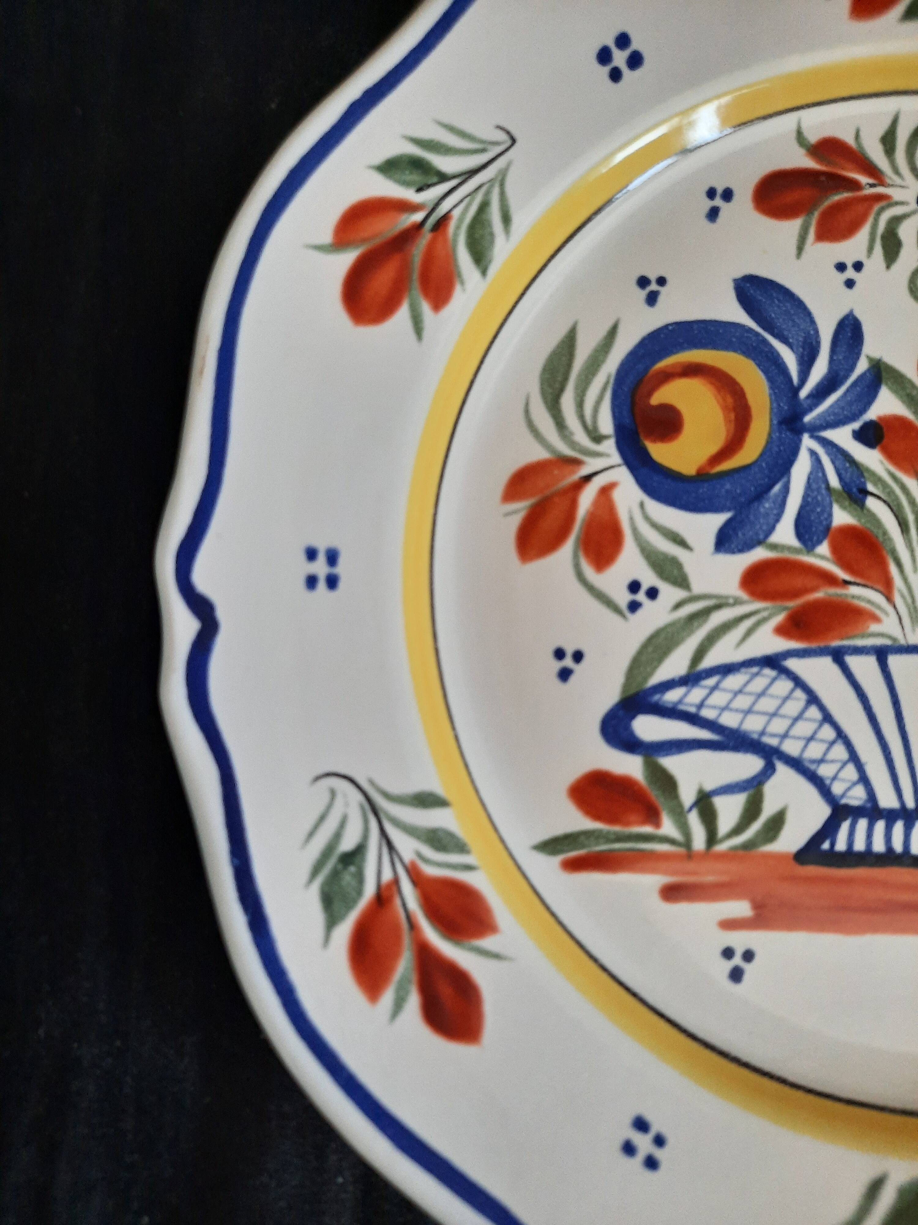 Old flat plate faience henriot quimper basket of flowers decor