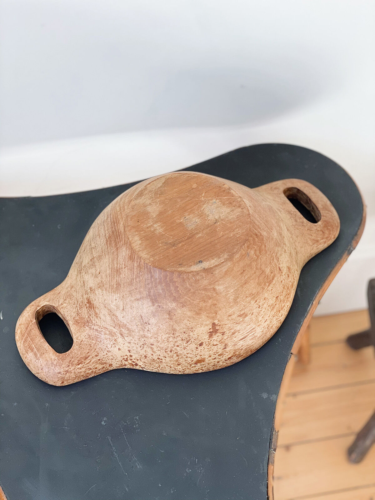 Primitive wooden bowl