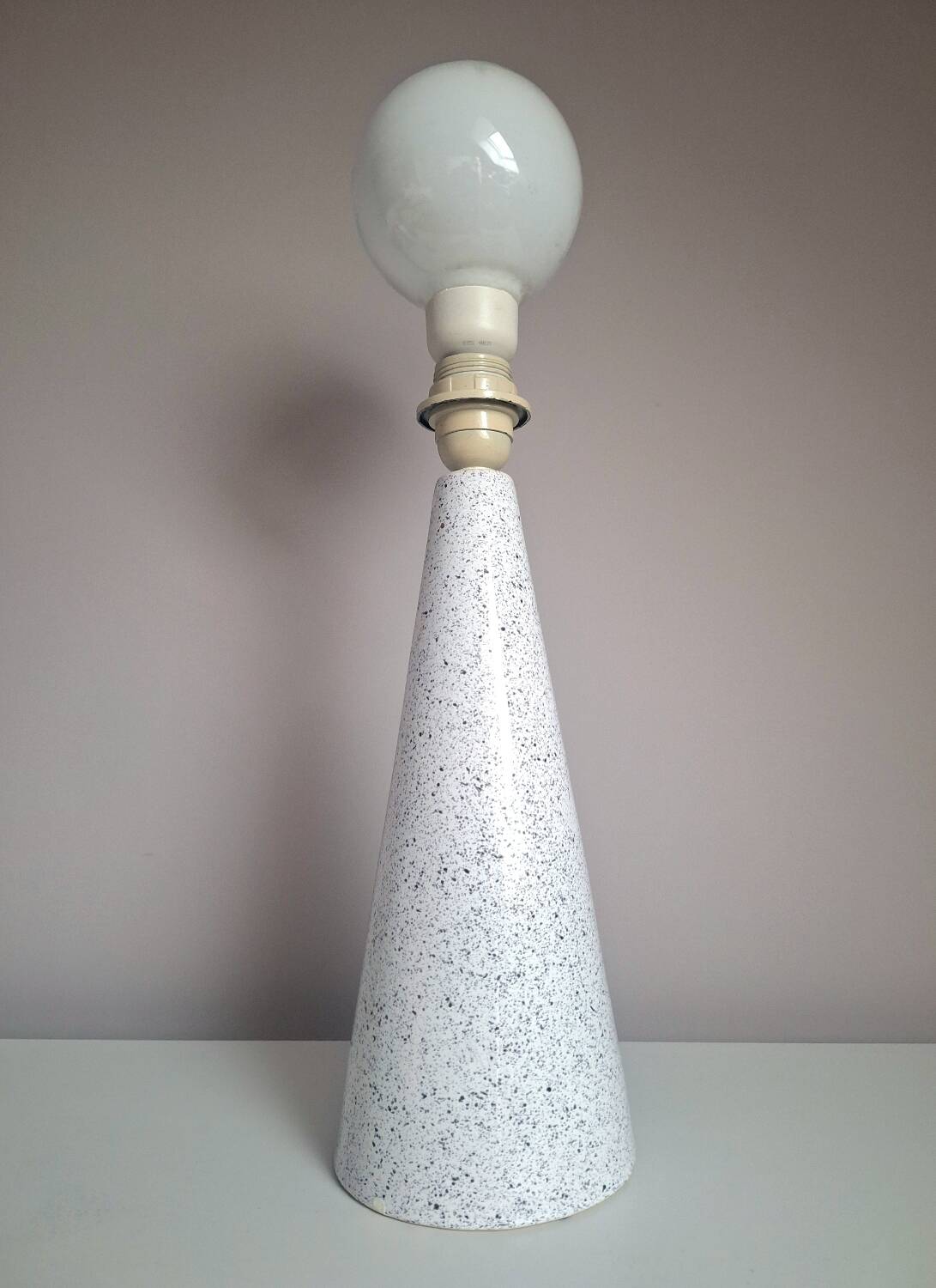 Lamp from the Brussels Porcelain Factory, ceramic light fixture