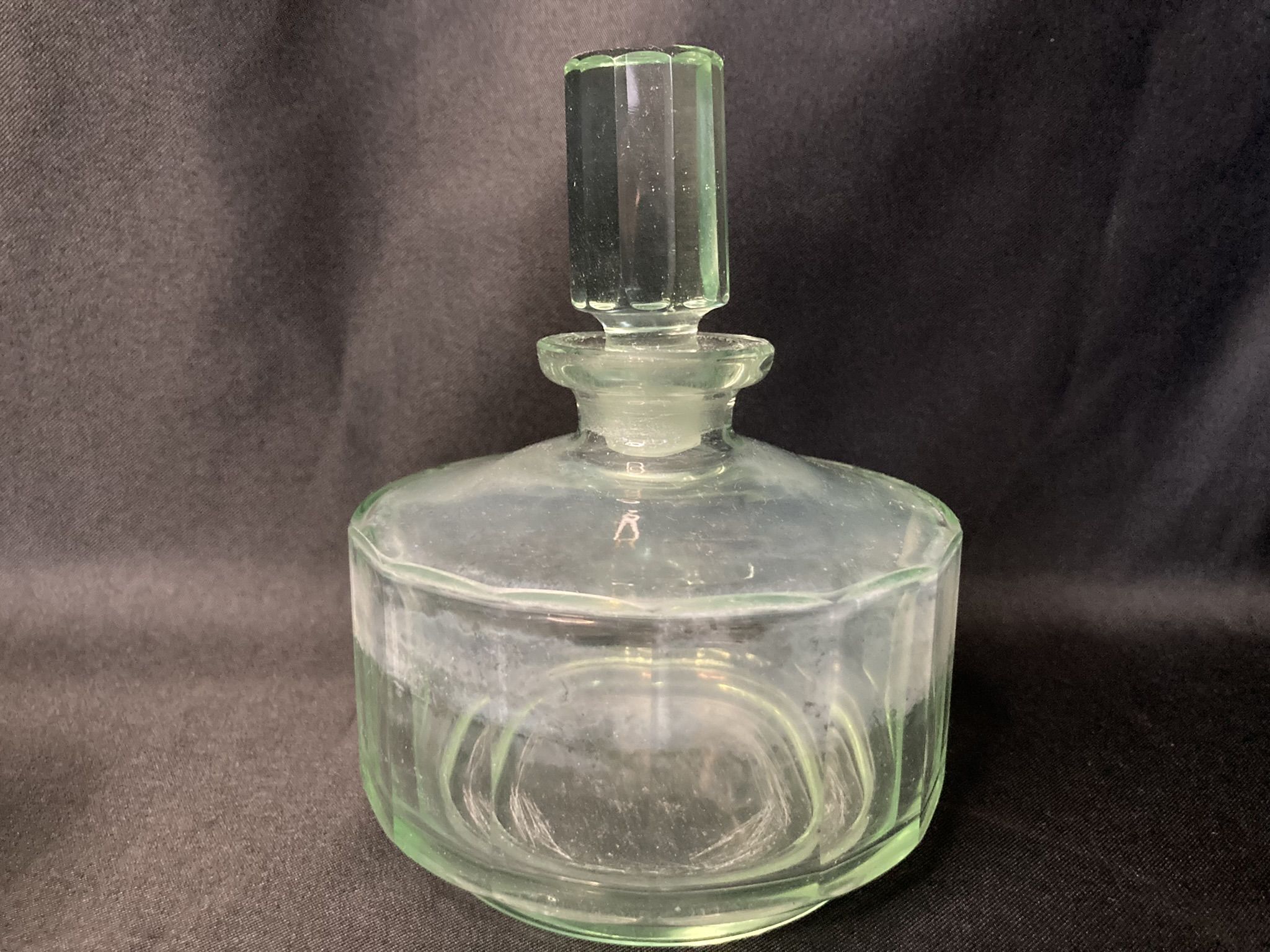 Art Deco glass powder toilet set early twentieth century