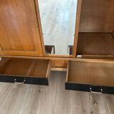 Two-tone compass foot wardrobe