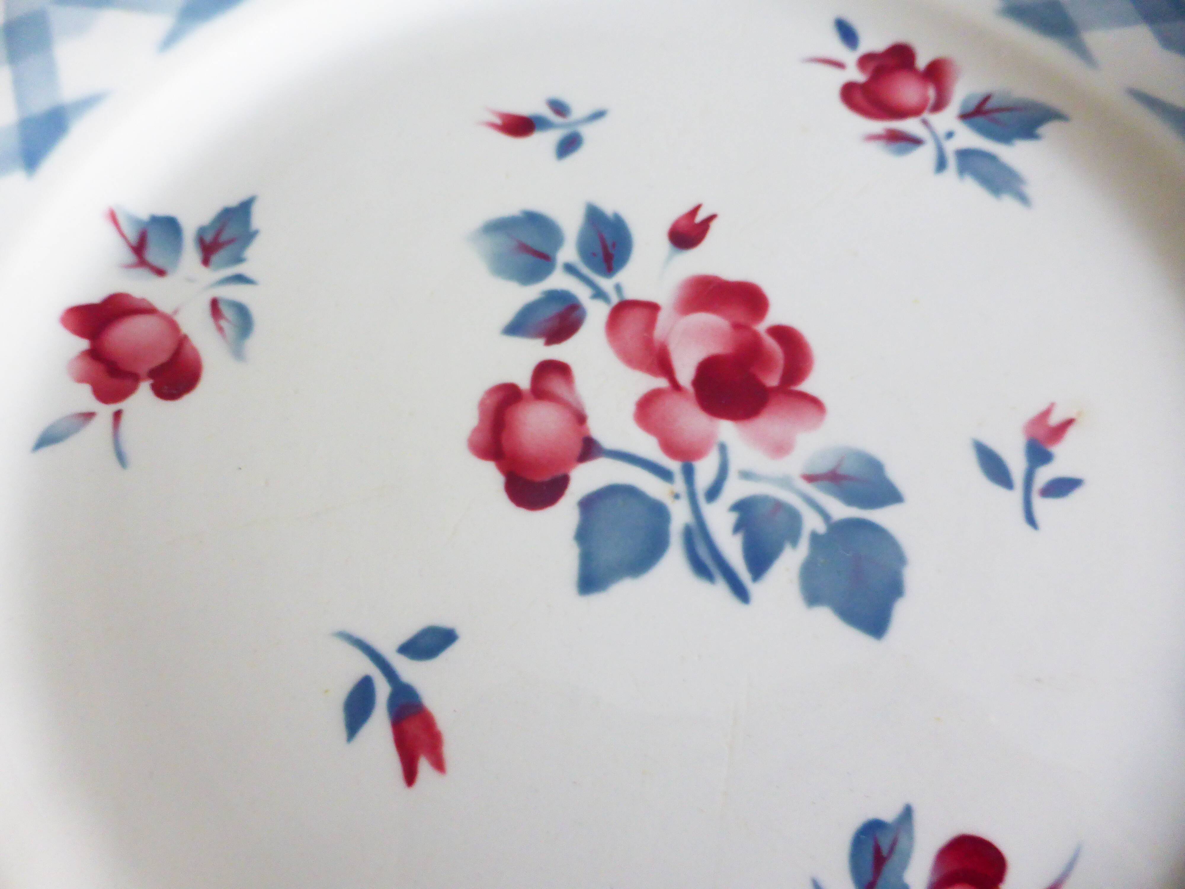 Plate Digoin Sarreguemines model Bastia