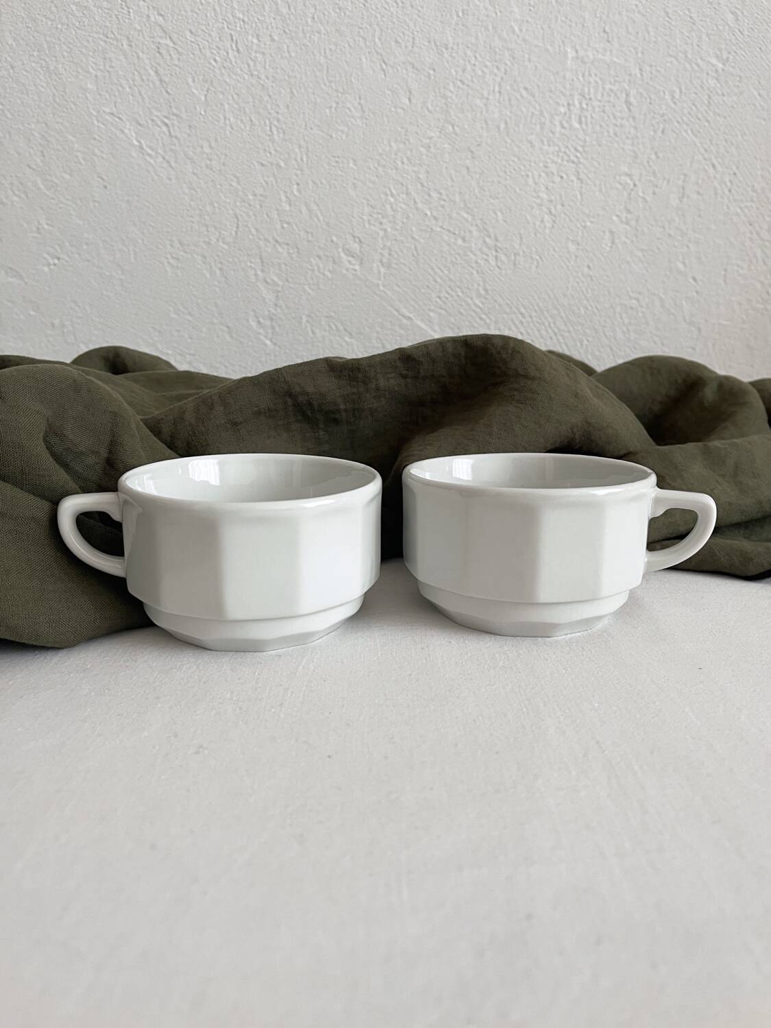 Duo Tasses Et Sous-tasses Apilco – Céramique Blanche – Décor Bicentenaire Révolution – Occasion