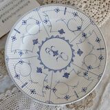 Large vintage serving dish in white earthenware with blue patterns