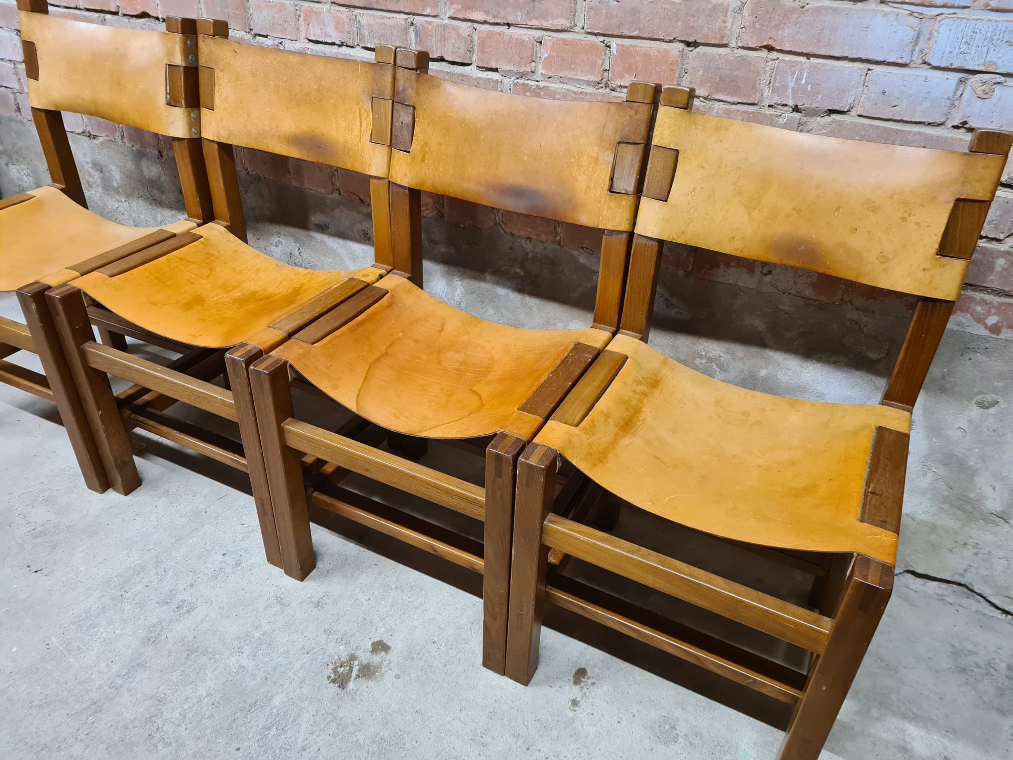 Set of 4 Maison Regain leather chairs