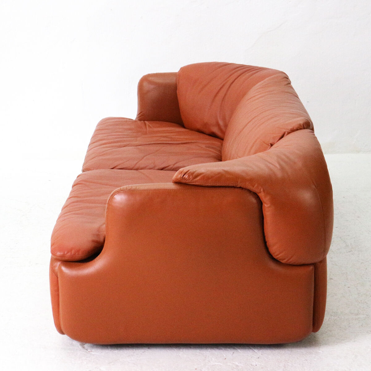 Confidential sofa by Alberto Rosselli for Saporiti Italia, 1970s