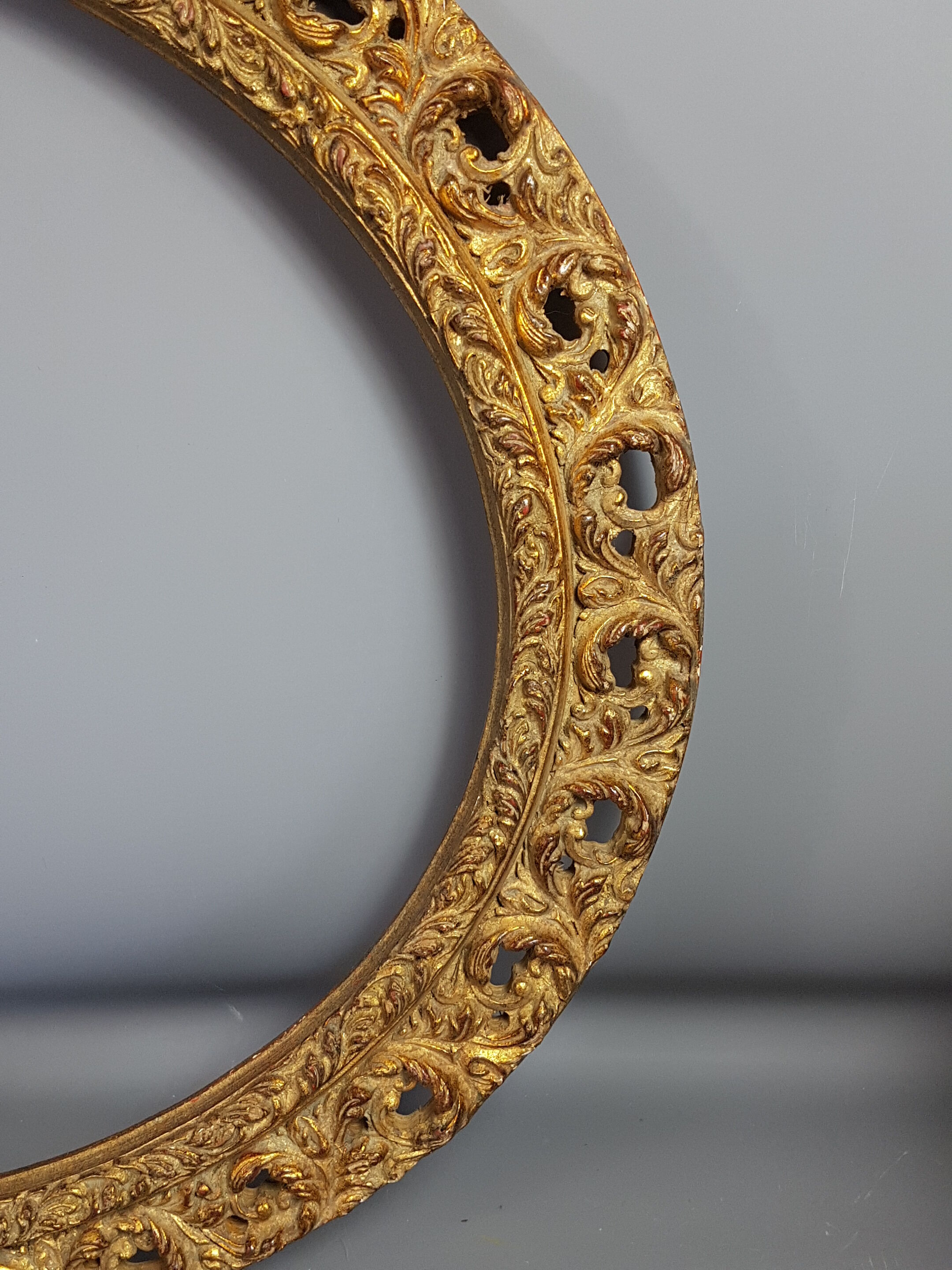 Old oval frame open wood