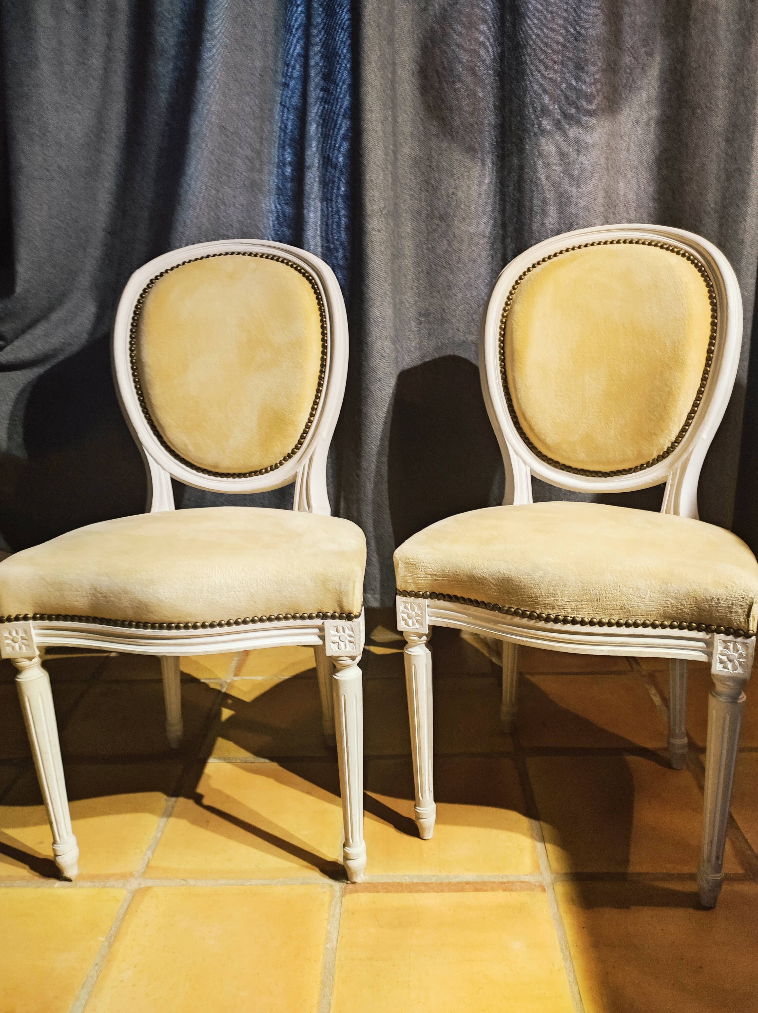 Set of two modern Louis XVI style medallion chairs