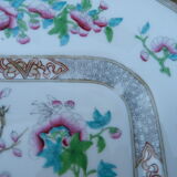 Ancien plat en porcelaine Chine Asie carré bord chantournés