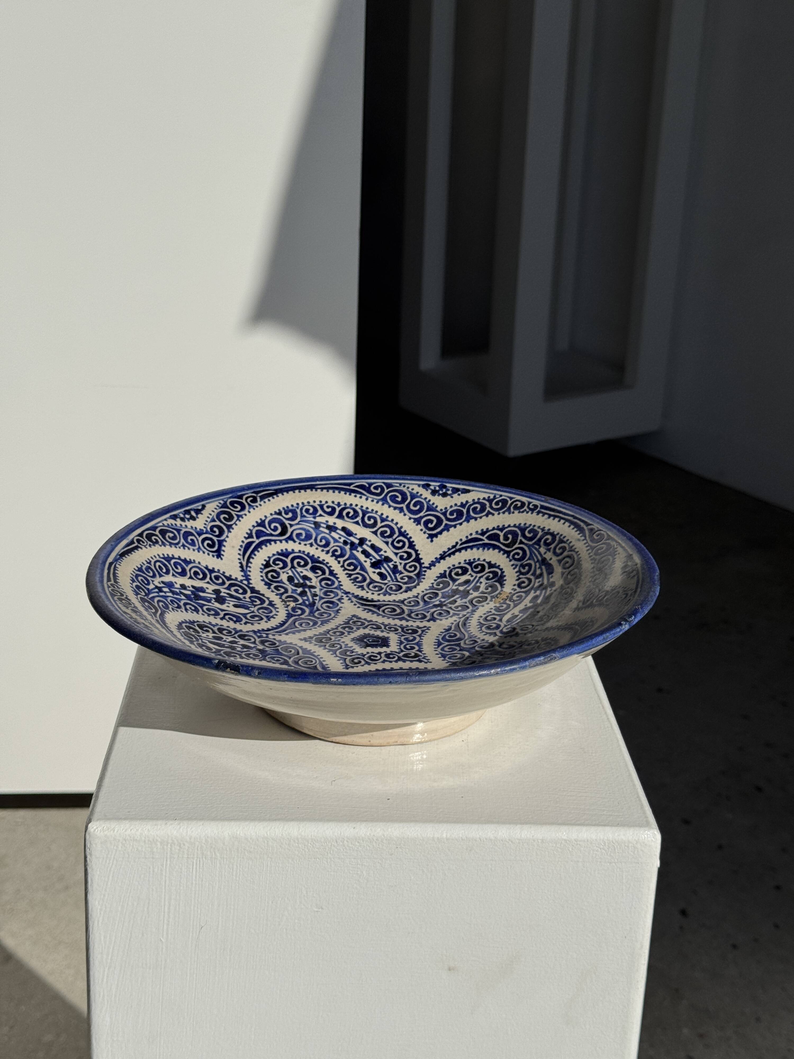 Coupe marocaine en céramique bleu de Fès D28