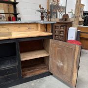 1920s bar set