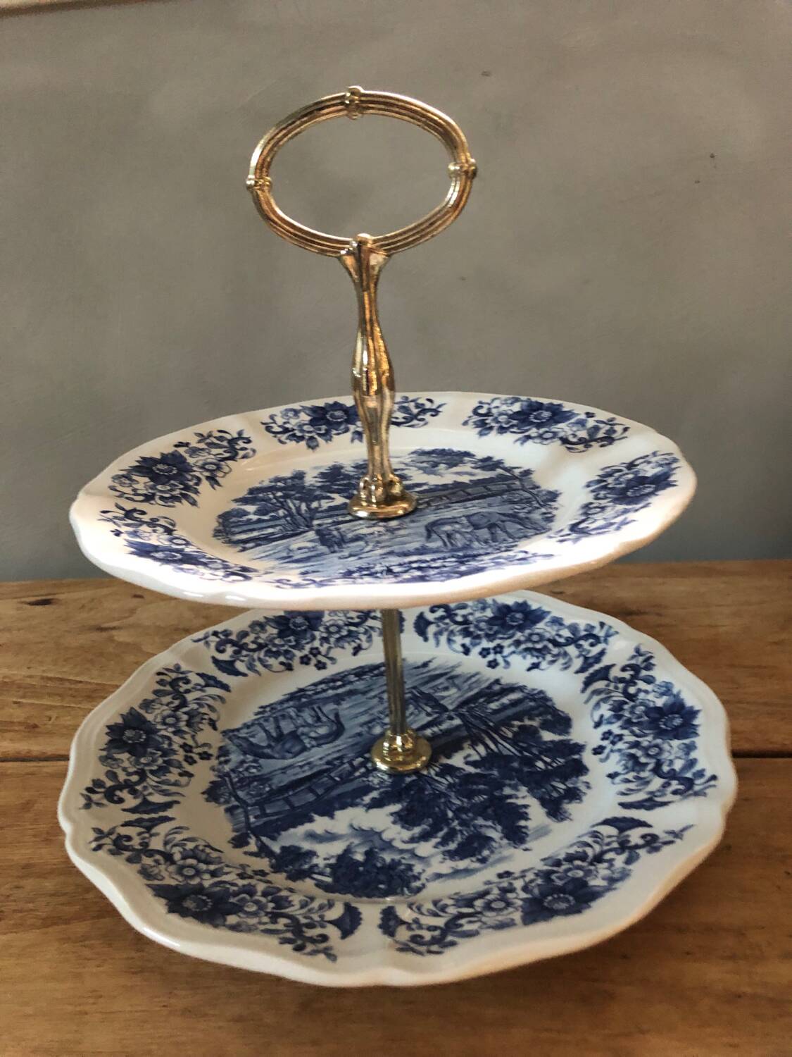 Serviteur en porcelaine Sarrguemines