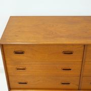 Enfilade scandinave moderne en teck avec tiroirs