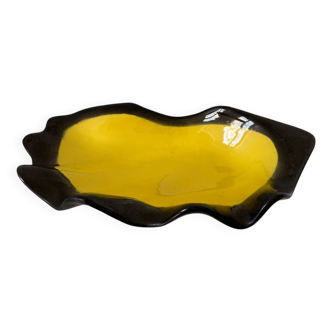 Large yellow ceramic pocket tray from the 50s